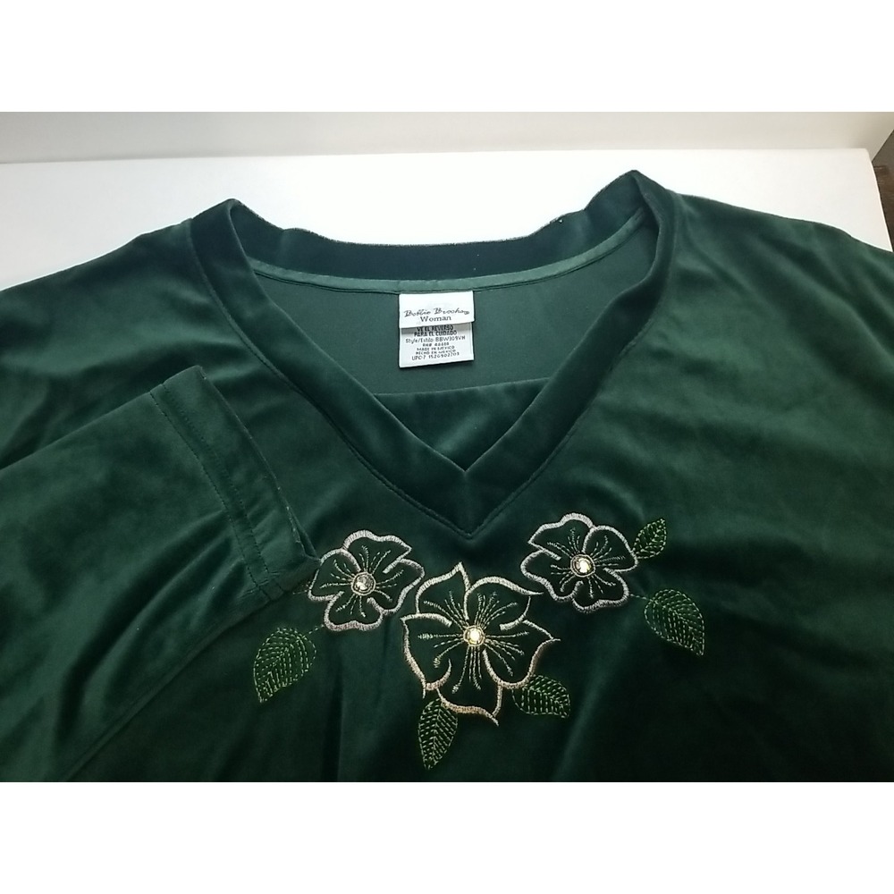 Bobbie Brooks Womens V Neck Sweater Top Long Sleeve Green Embroidered 26W/28W